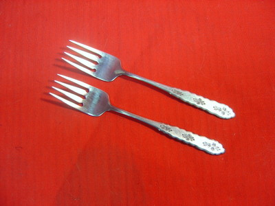 Oneida Edelstahl Blumenstrauß Zwei Salat Gabeln