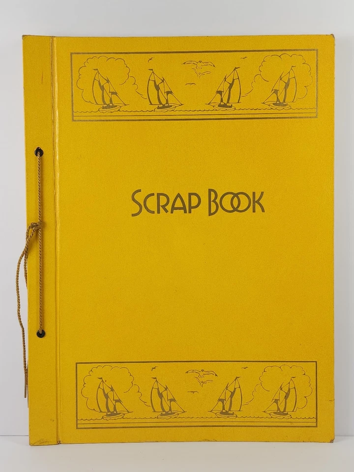 Libro de recortes vintage de La Caverna Café Nogales con arte de Ignacio Heredia Fred Rhoads Foto 2 de 4