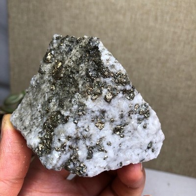 243g Natural rainbow Copper crystal paragenesis ore Uncut original Specimen 4307