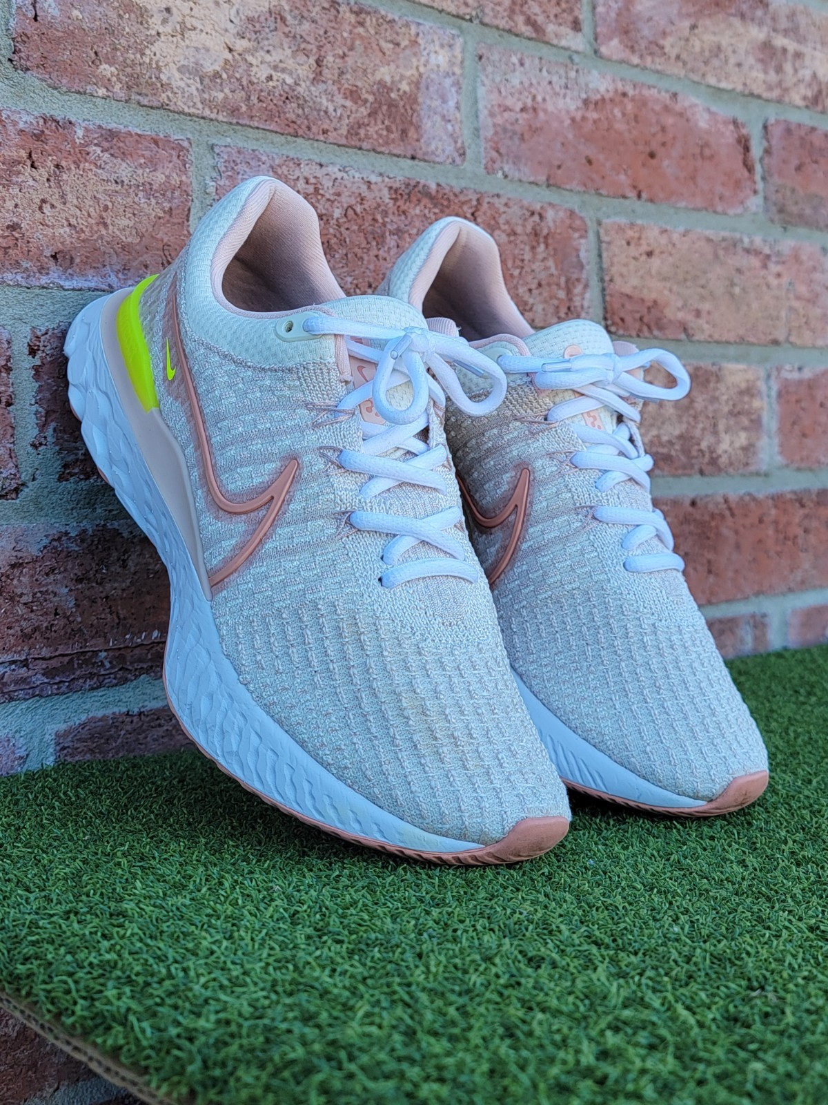 Womens Nike React infinity Run Fly Knit Pink - DD… - image 1