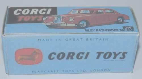 Corgi Toys No.205 Riley Pathfinder Saloon Car (Flat Hubs 1956-1959) - Picture 16 of 16