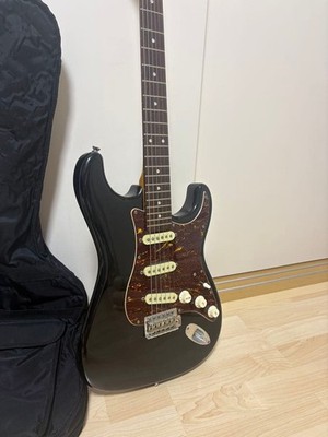 Bacchus Universe Series E-Gitarre schwarz