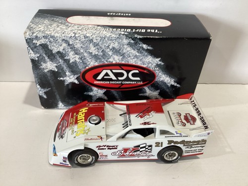 1/24 ADC Paducah Raceway Harrah’s /K Schrader Racing 2006 Dirt Late Model - Picture 2 of 2