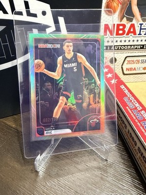 Topps 2025-26 NBA Hoops Nikola Jović Miami Heat #114 Serial Numbered 082/199