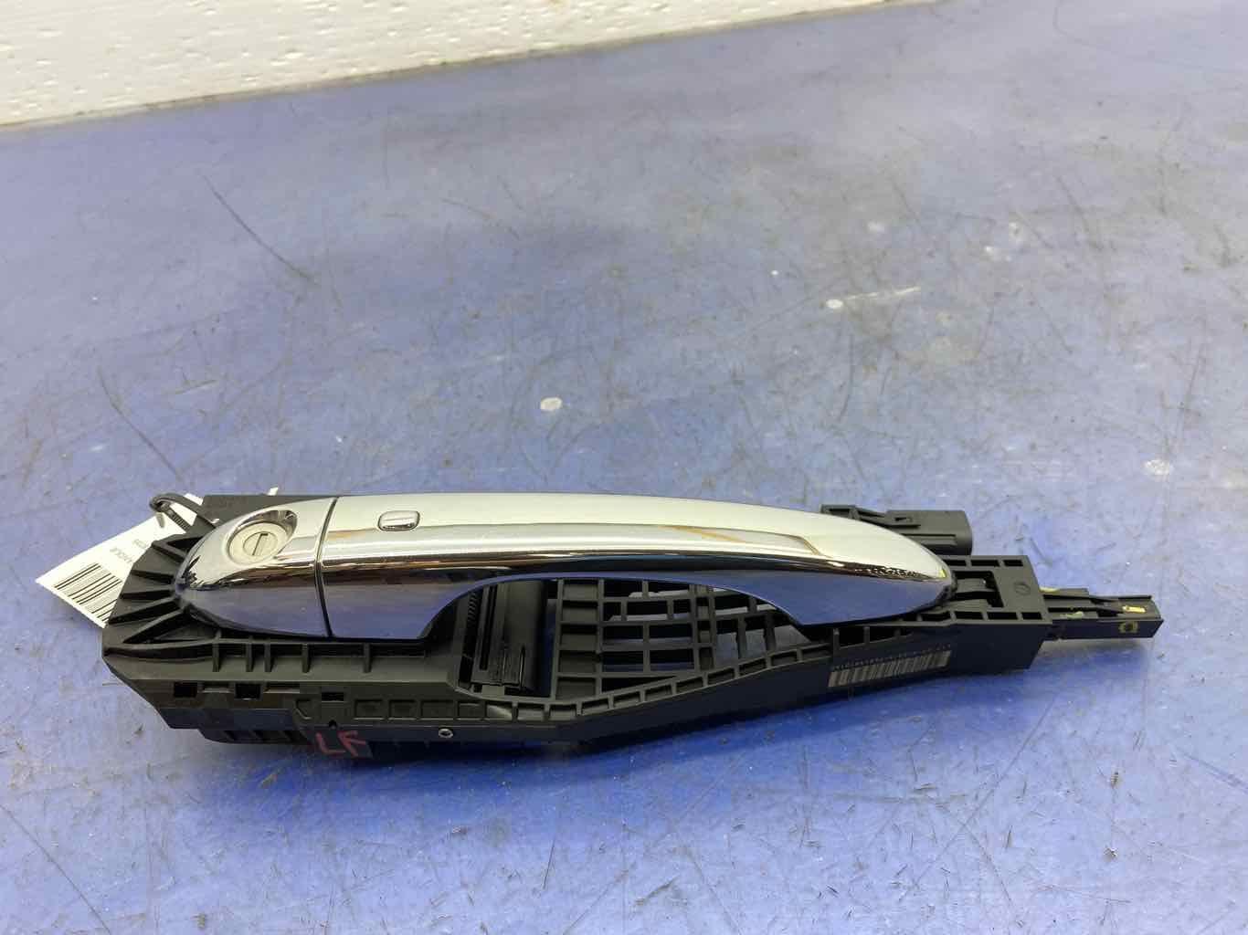 2014 - 2016 MASERATI GHIBLI M157 OEM LEFT FRONT EXTERIOR DOOR HANDLE 670013708