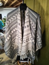 Womens One Size Soft Aztec Print Cape Shawl