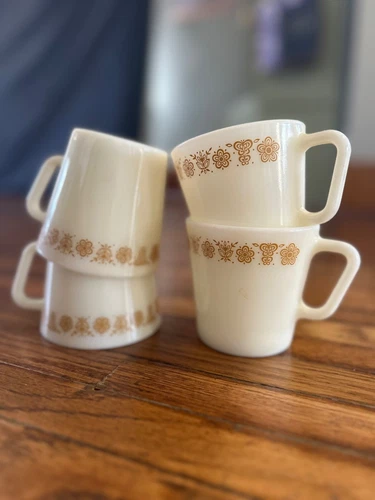 Vintage PYREX Butterfly Gold Coffee Cups #1410 Set of 4