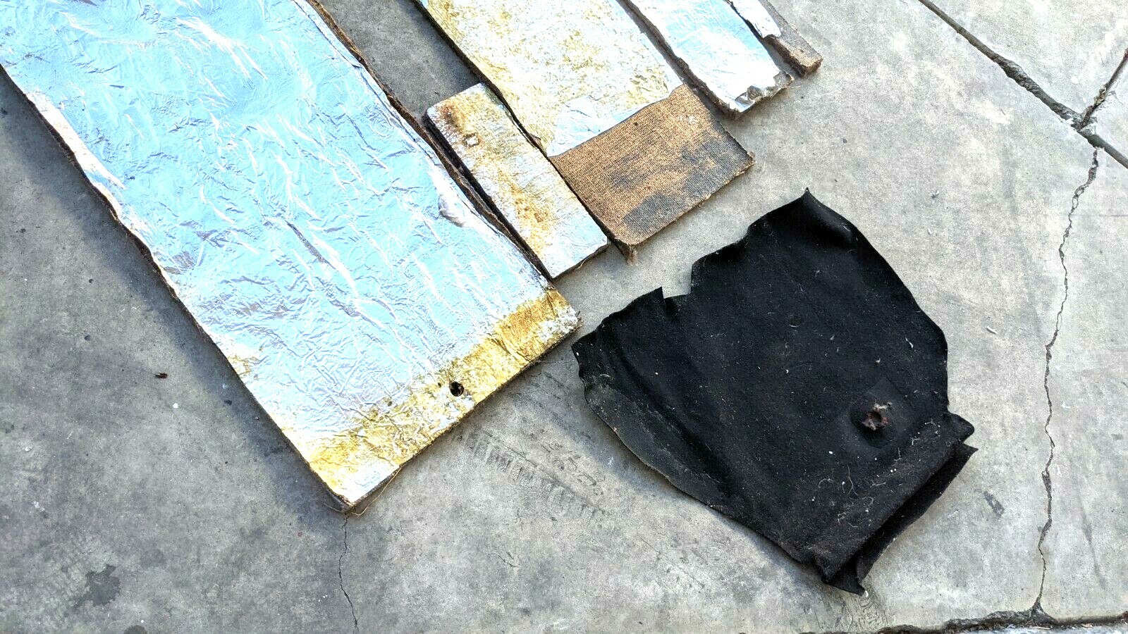 FERRARI 308 PARTS  GTS rear trunk luggage COMPARTMENT INSULATION FOIL AND PADS