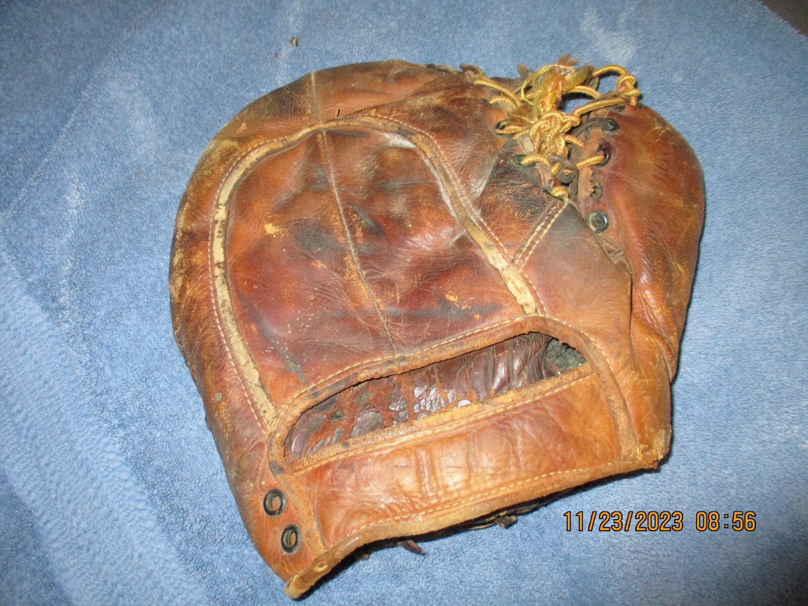 Vintage wilson Spalding Baseball Glove catchers mitt first base 1624696