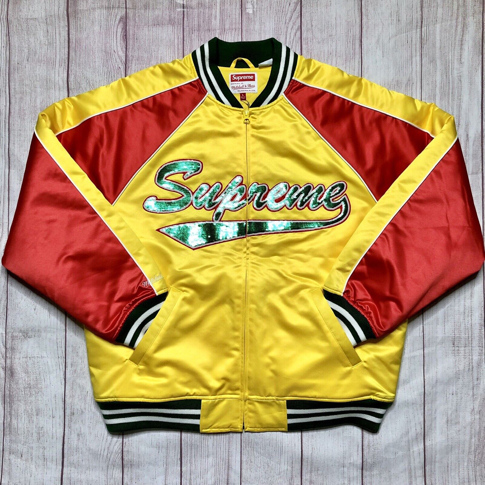 熱販売 Supreme®/Mitchell & Ness® Varsity Jacket | erational.com