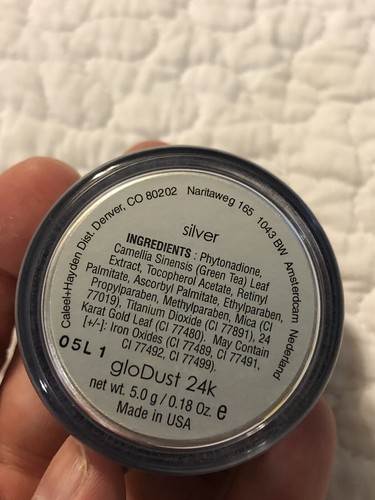 GloMinerals GloDust Shadow 5.0g/0.18 Oz Silver Most Gray Eye Shadow Sample - Picture 3 of 3