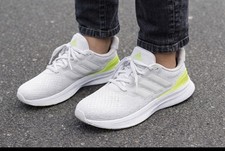 New adidas Ultra Run 5 Unisex Running Shoes Child Size 4 Authentic