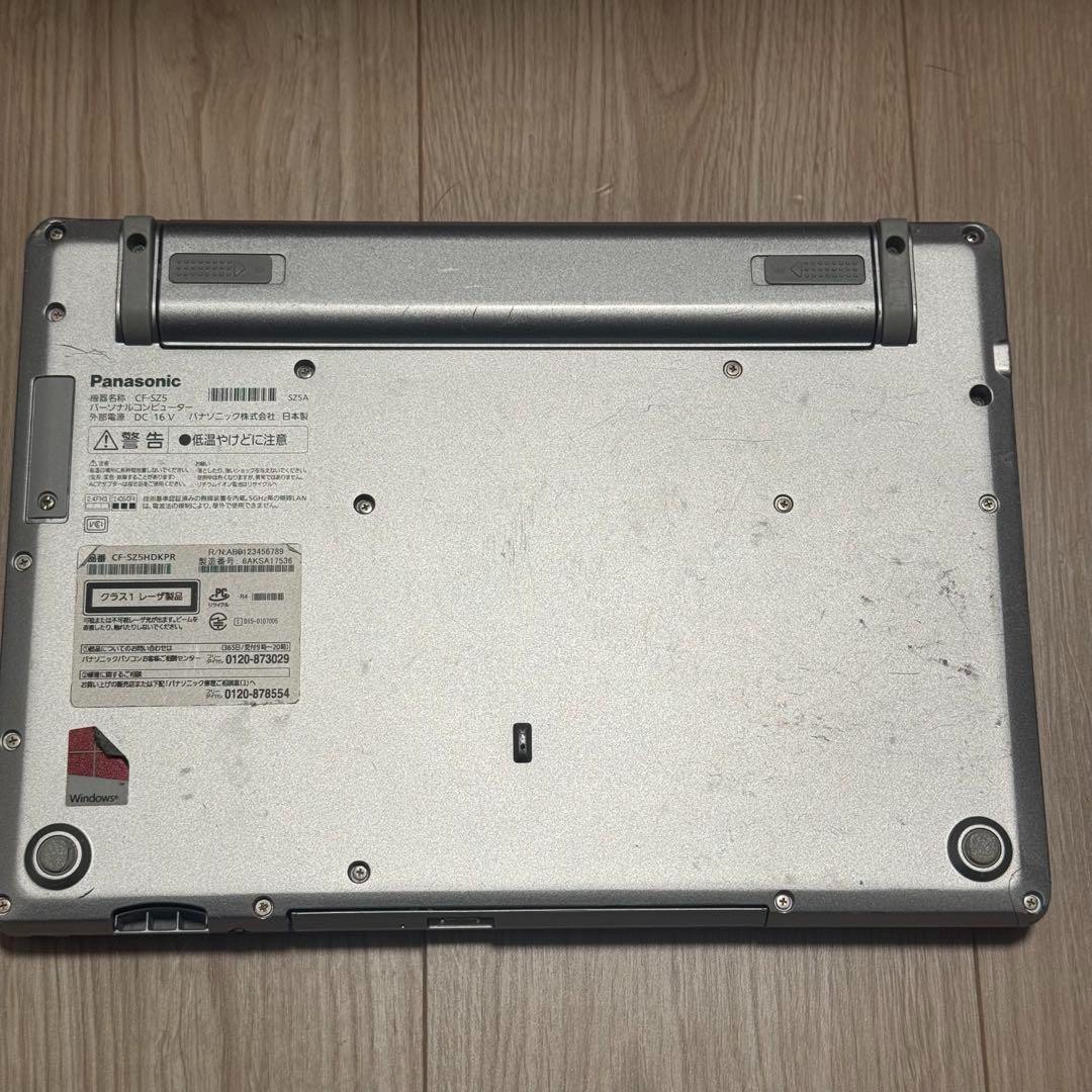 Panasonic CF-SZ5 Let's Note 12.1 Core i5-6200U 2.3GHz 8GB