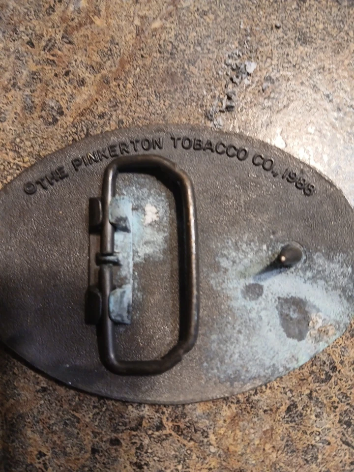 VTG 1988 RED MAN CHEWING TOBACCO BRASS BELT BUCKLE COLLECTIBLE PINKERTON CO - Image 3 of 3