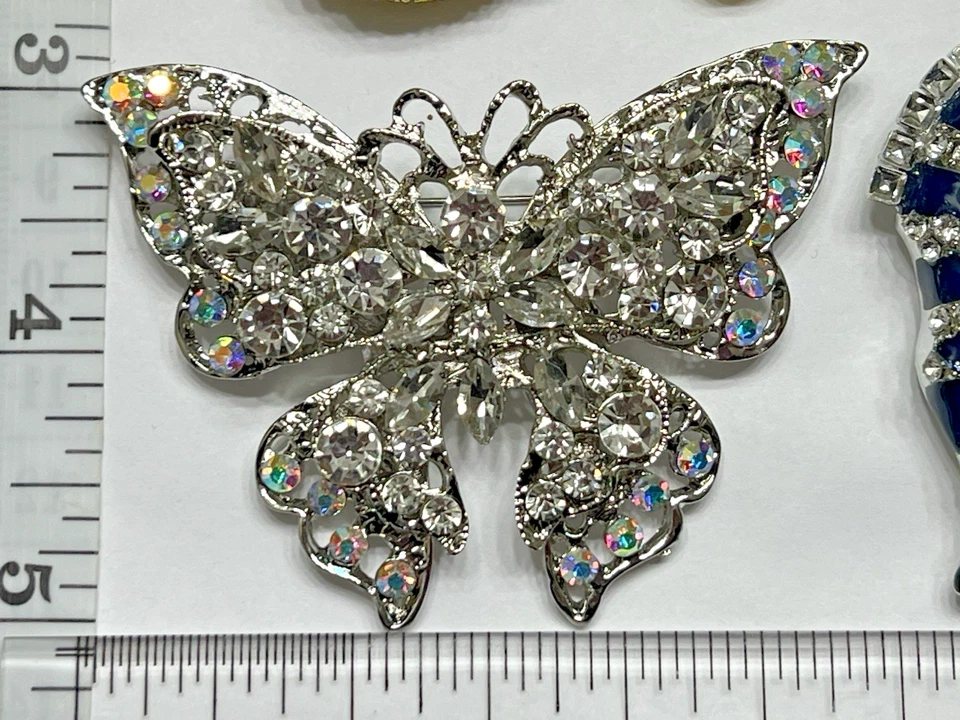 Crystal Rhinestone Bee  Butterfly Brooch Bird Zebra Flower Pin Defect LOT Animal - Image 4 of 4