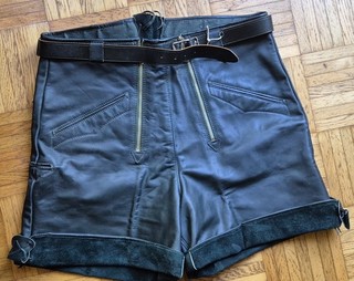 Kurze Glattlederhose Gr. 50/52