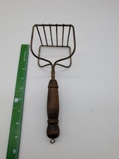 Vintage Potato Mashed Wood Handle Primitive Kitchen Collectibles Farmhouse