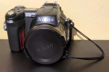 Nikon COOLPIX 8700 8.0MP Digital Camera - Black- SD Card - Extra Battery. E1 