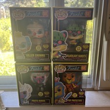 All Blacklight Battle Funko GITD 2022. Robots, Clowns, Bandits, And Protectors.
