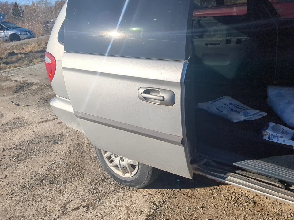 Dodge Grand Caravan Passenger Rear Door Oem HODC8 Foto 2 de 2