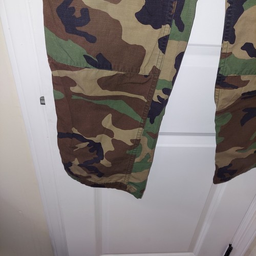 Variety Bundle of Military Clothing - Pants, Parka, Gloves, BDU Coat - Picture 37 of 40