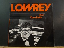 DAVE SMITH  Lowrey MX1  LP  UK pressing   Organ  Library style  Easy   Nice!
