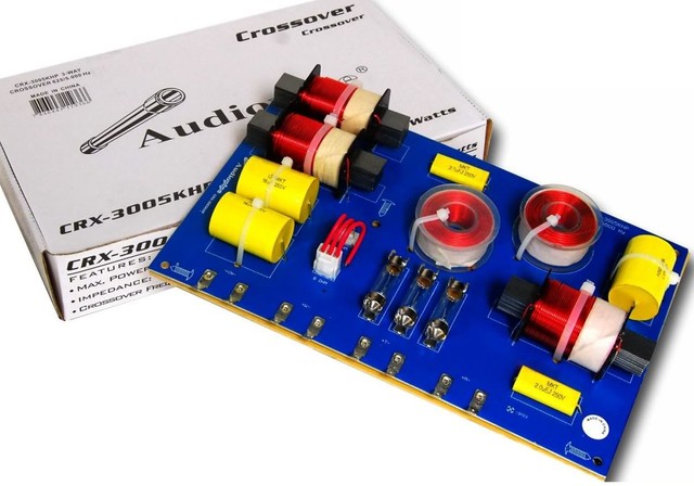 Audiopipe 3-Way Passive Crossover, 600W Max, 8 Ohm, Crossover Points At 375 Hz & 3000 Hz