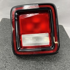 Jeep Wrangler 2020-2022 RH Passanger Tail Lamp Assembly OEM 55112890AG