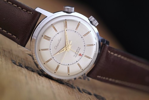 60's NICE CHANDLER SWISS WRIST ALARM • CAL. AS 1475 • SERVICED - Picture 4 of 12