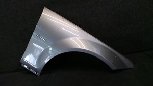 BE-10 * Mercedes-Benz W204 C-Klasse  Kotflügel Rechts - 792 Palladiumsilber Met