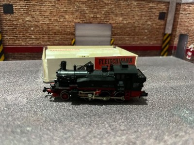 Fleischmann N 7030 Dampflok BR 91 1001 DB 1/160 scale locomotive