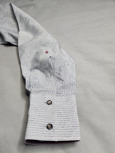 Robert Graham Button Up Hemd Herren Größe Medium Abstrakt Flip Manschette Preppy NEU - Bild 4 von 9