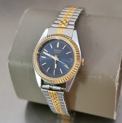 Pulsar Watch Women's Vintage Blue Dial Analog Date Stretch Band 6 inch 25 mm