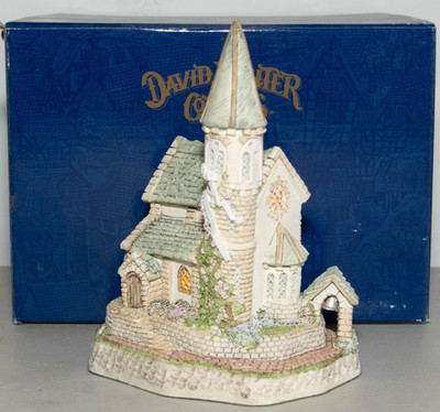 David Winter Cottages - CELEBRATION CHAPEL w/ Box - 1994 Limited Edition
