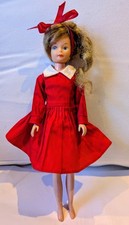 Bambola Toots vintage anni 60 (Tressy's Sister) indossata, yeah yeah yeah, vestito rosso