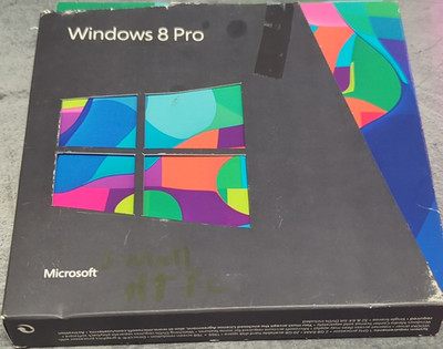 Microsoft Windows 8 Pro DVD Retail Box with 32-bit & 64-bit Discs, English