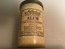 Vintage Mallinckrodt Photo Purified Alum 1 LB Container. Empty