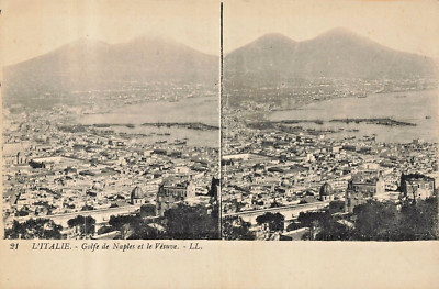 L'ITALIE~Golfe de Naples et le Vesuve Vesuvius Volcano~STEREO Photo POSTCARD