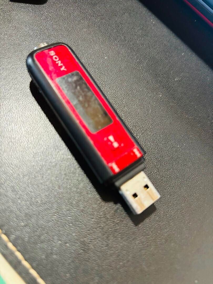 Sony NW-E023F Walkman 1GB Digital MP3 Music Player Red Japan Sony NW-E023F Walkman 1GB Digital MP3 Music Player Red Japan