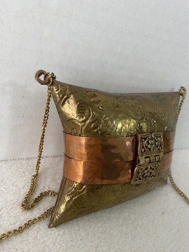 Vintage Brass Copper Shell Pillow Purse Shoulder Bag Mini 30s 40s - Imagen 10 de 13