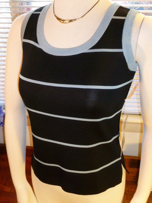 Débardeur Misook Petite En Acrylique Noir à Rayures Bleues - Taille XXS, Neuf Avec étiquette - Parfait Pour Un Look Décontracté
