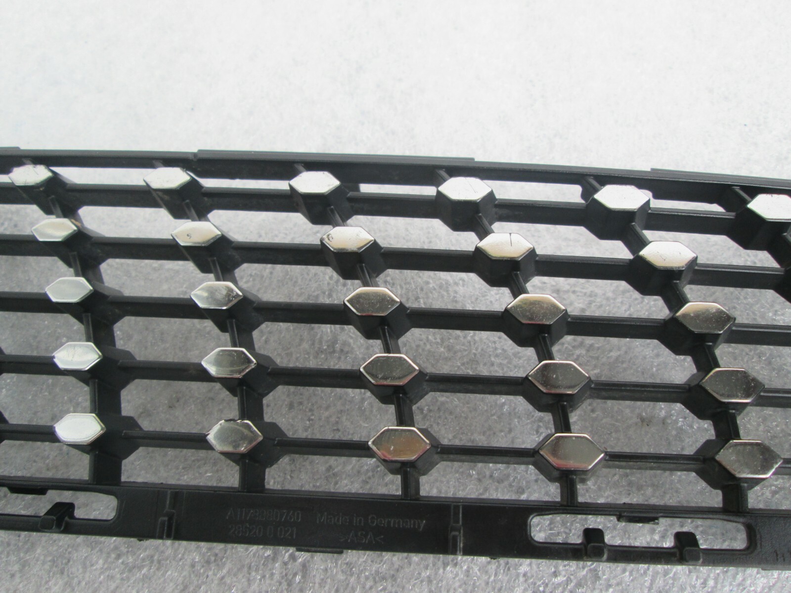 MERCEDES-BENZ W117 CLA Class Upper Left Diamond Grille Mesh OEM 