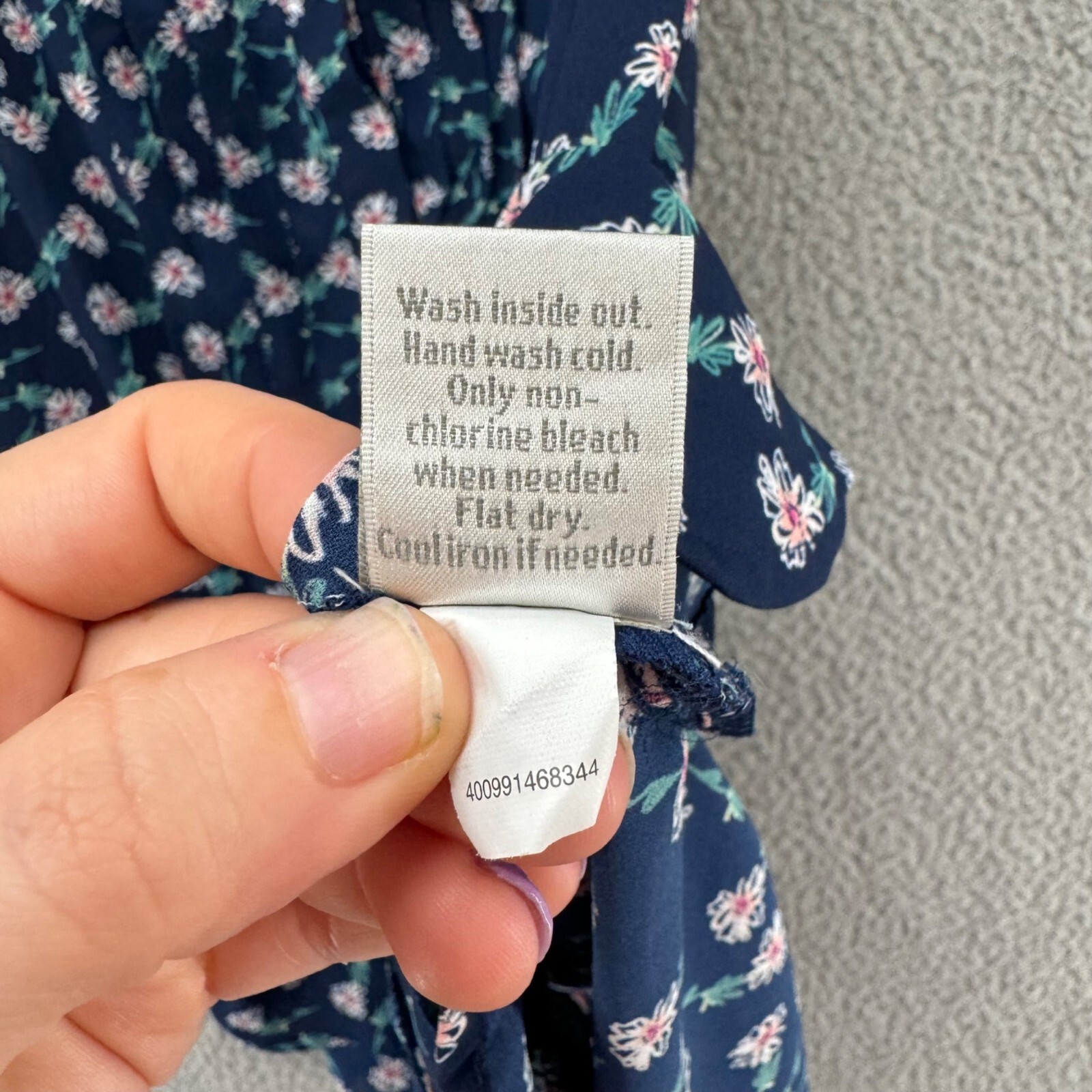 LC Lauren Conrad Floral Blouse Womens Navy Blue Sleeveless Button Front Size M