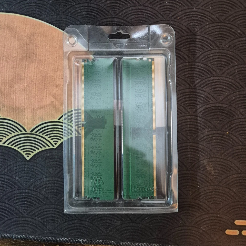 Ballistix 16GB (2x8GB) DDR4-3200 Performance Gaming Memory UDIMM - Image 3 of 4