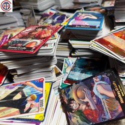 One Piece Cards Booster Box - 100 Cards + 7 Free Bonus Foils