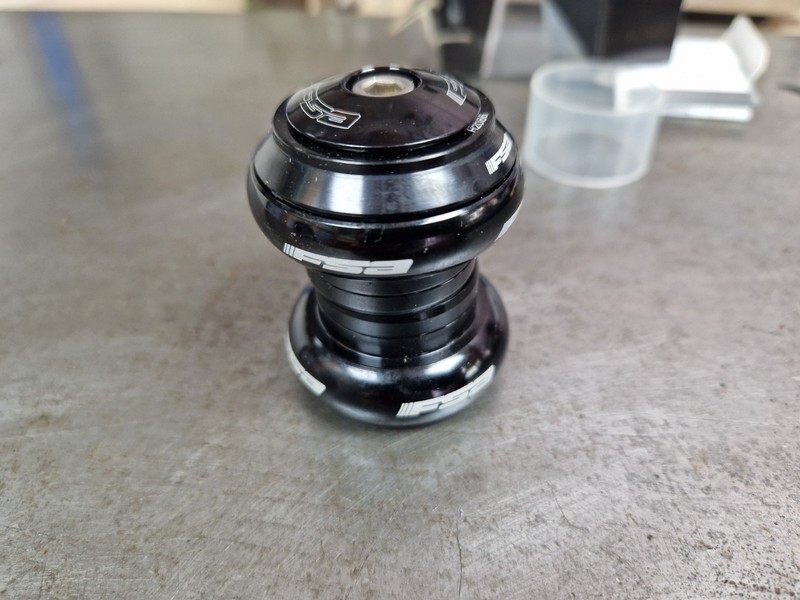 FSA Full Speed Ahead Orbit X 1 Threadless 1" Headset, Black NEW