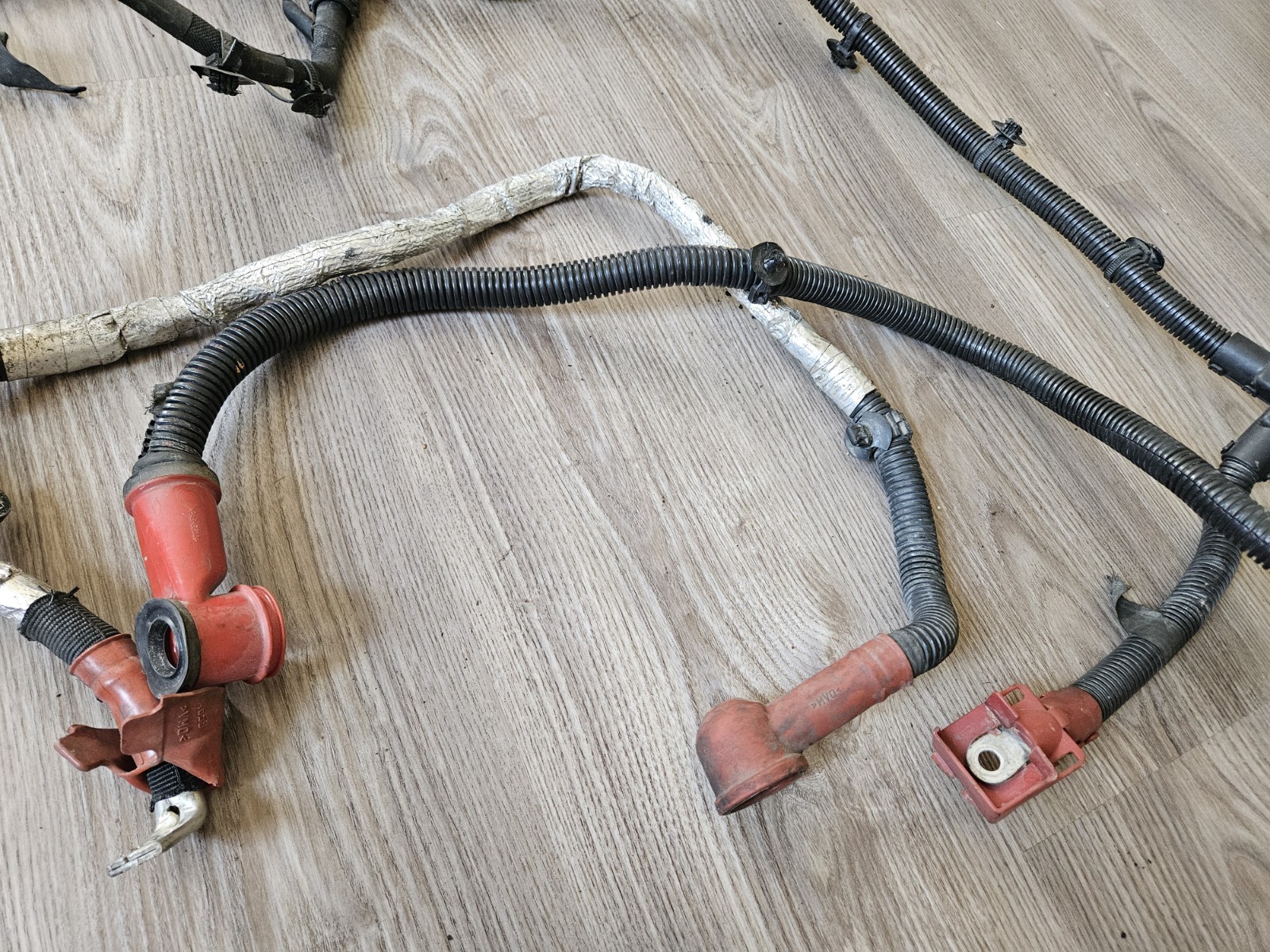 Maserati Ghibli 2014 Positive battery wiring harness