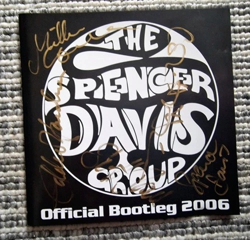 THE SPENCER DAVIS GROUP signed autograph CD The official bootleg 