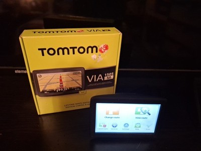 TomTom VIA 1505TM 5-Inch Portable GPS Navigator with Lifetime Traffic & Maps