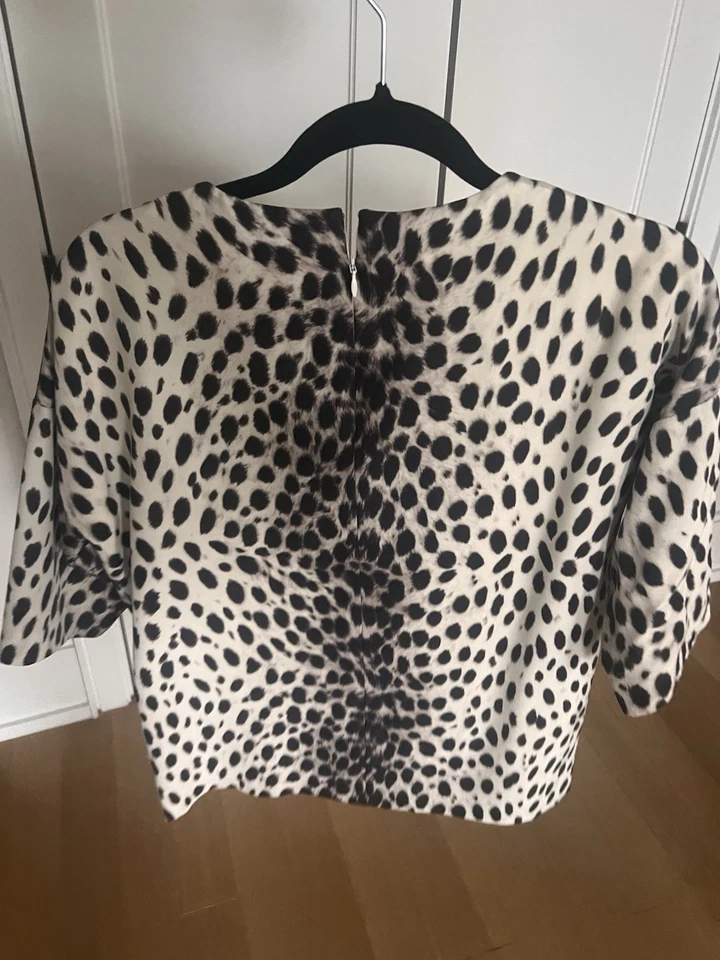 Christian Dior, Top Leopardo, Talla 4 EE. UU., Fr 36 Foto 2 de 4